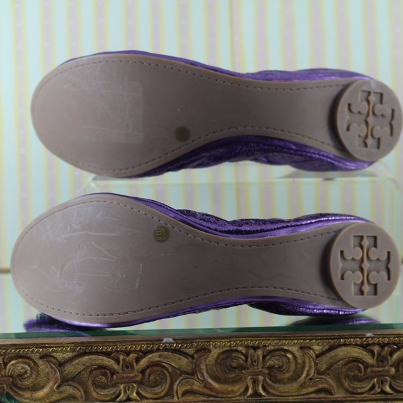 Tory Burch Azalea Flats in Metallic Purple Leather - Picture 11 of 12
